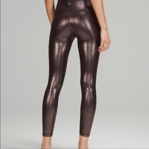 Lululemon Align High-Rise Leggings 25’ - Shine -
Radiate Foil Print French Press
